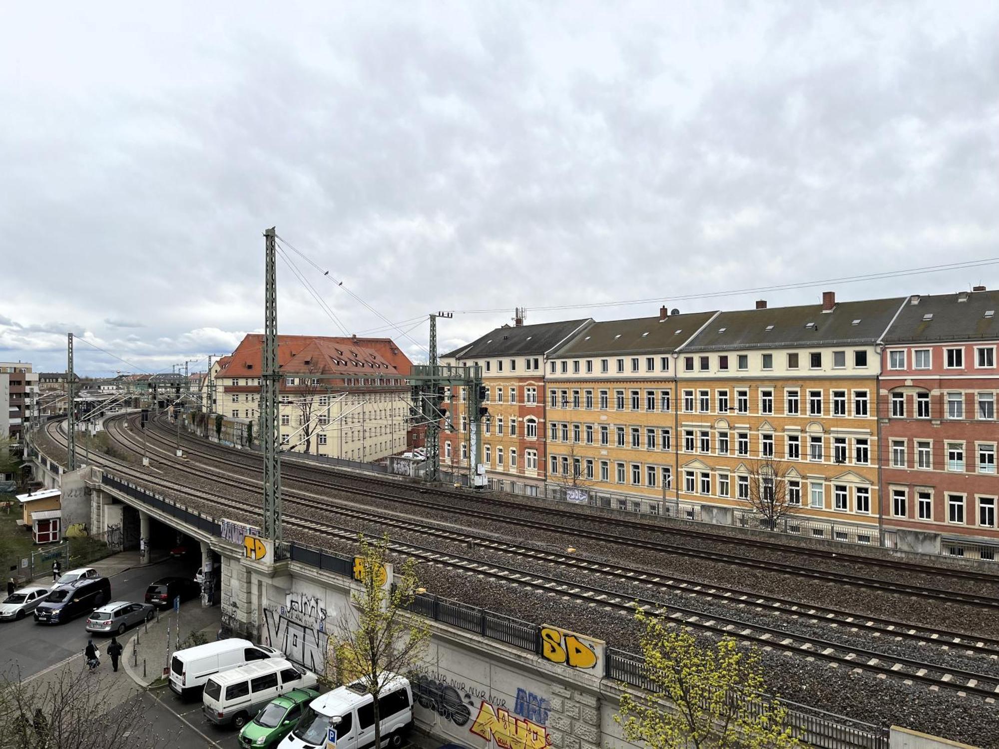 Wohnperle Neustadt - Zentral, Kostenloser Parkplatz, Lift, Klimaanlage Dresden Exterior foto